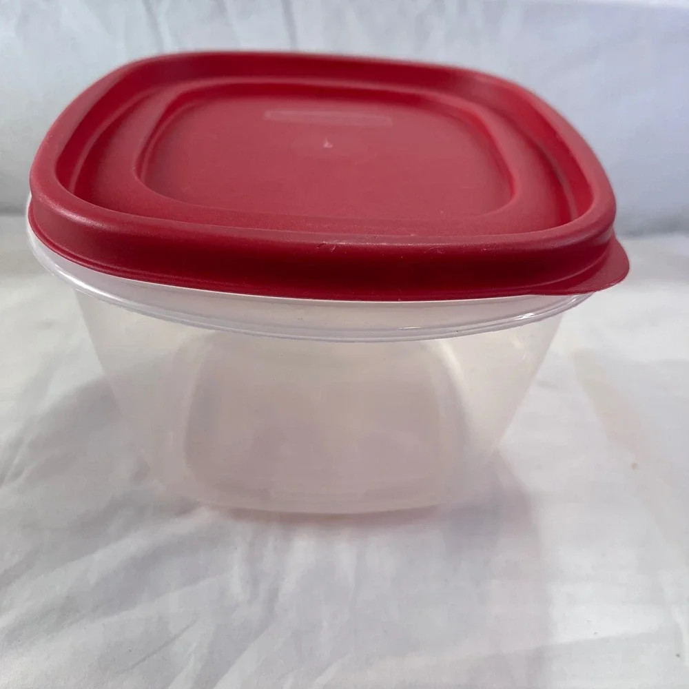 Rubbermaid TakeAlongs Food Storage Containers Red Lids Set 24, 5.5, 7, 10.9 cups